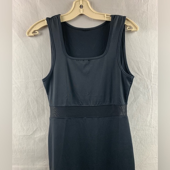 Black Bodycon Mesh Split Back Dress - Picture 7 of 9